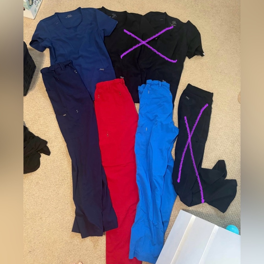 EUC Infinity & Koi Saphire Scrubs